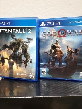 PS4: God of War. Titanfall 2.
